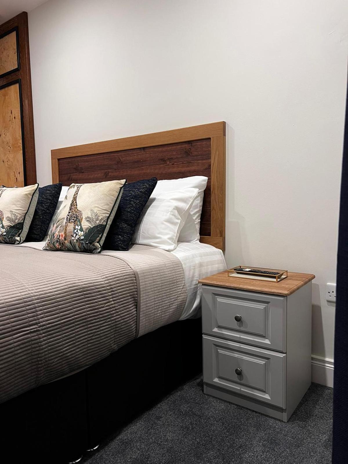 53 Luxury Rooms Maynooth Exterior foto